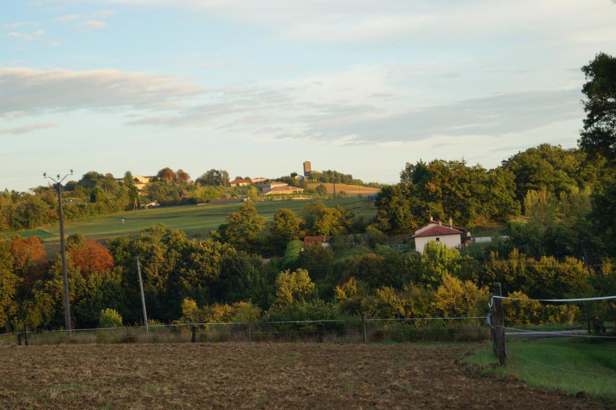 Le Gavachon Bed & Breakfast Leboulin Exterior photo