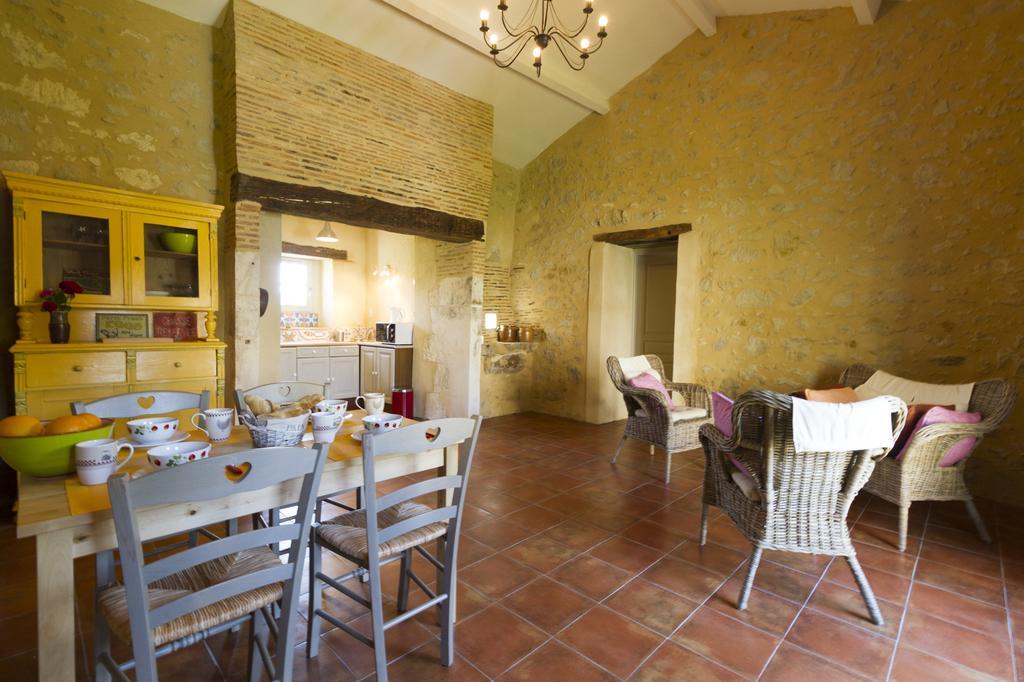 Le Gavachon Bed & Breakfast Leboulin Exterior photo